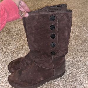 brown UGGs